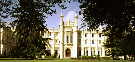 İngilterede Üniversite Yaz Okulları